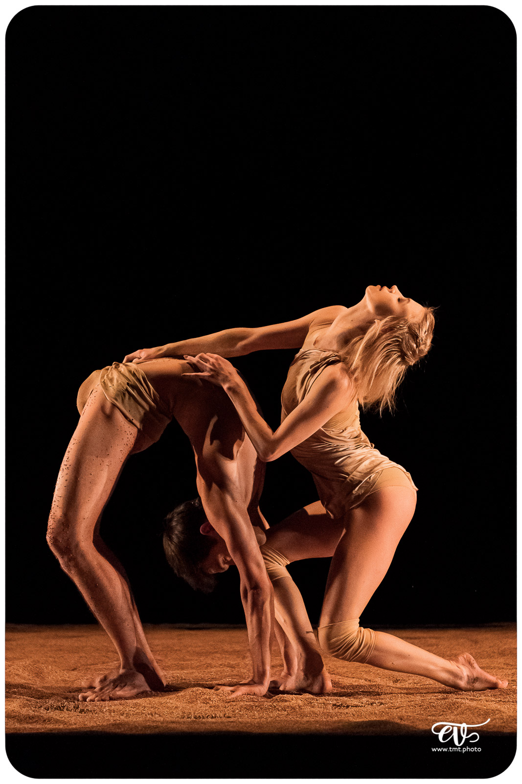 MY LAND (RECIRQUEL COMPANY)